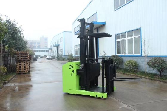 1.5 tonnellate 3m 5,5m altezza carrello elevatore stand up camion selezionatore ordini