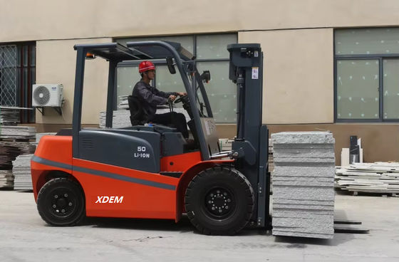 5 tonnellate 6t batteria al litio azionato da contrappeso elettrico carrello elevatore