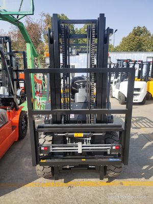 Contenitore di alta qualità Mastello di carrello elevatore a gas 2 tonnellate 3 tonnellate 3,5 tonnellate Lpg Carro elevatore a benzina