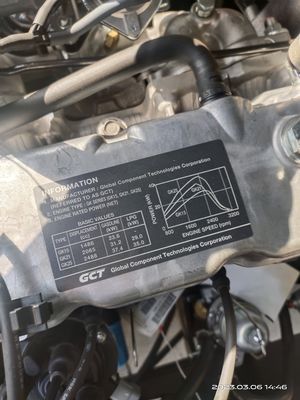 Contenitore di alta qualità Mastello di carrello elevatore a gas 2 tonnellate 3 tonnellate 3,5 tonnellate Lpg Carro elevatore a benzina