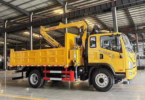 XDEM Macchina idraulica a quattro ruote motrici per il raccolto e il trasporto del legno