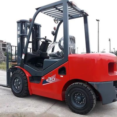 XDEM XCF1612K  Carrello Elevatore Diesel da 16 Tonnellate per Impieghi Gravosi, Carrello Elevatore a Contrappeso per Porti