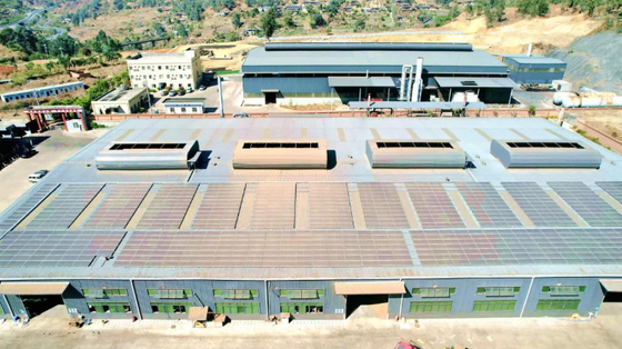 Cornice galvanizzata Sistema di energia solare completo 300W-20KW Alta efficienza 15%-22% Apparecchiature fotovoltaiche fuori rete per l'approvvigionamento energetico domestico e agricolo