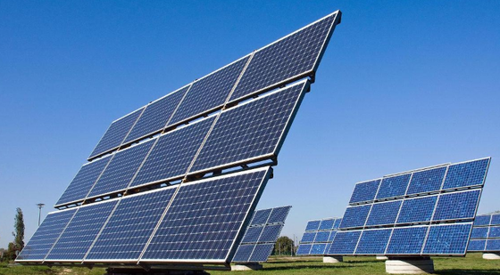 Pannello solare ad alta efficienza 15%-22% tasso di conversione 300W-20KW Potenza di uscita per il modulo fotovoltaico installato sul tetto o sul terreno