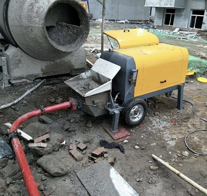 pompa distributrice di liquido concreta di 30kw XDEM 10 - 45 metri cubici trascinano la pompa
